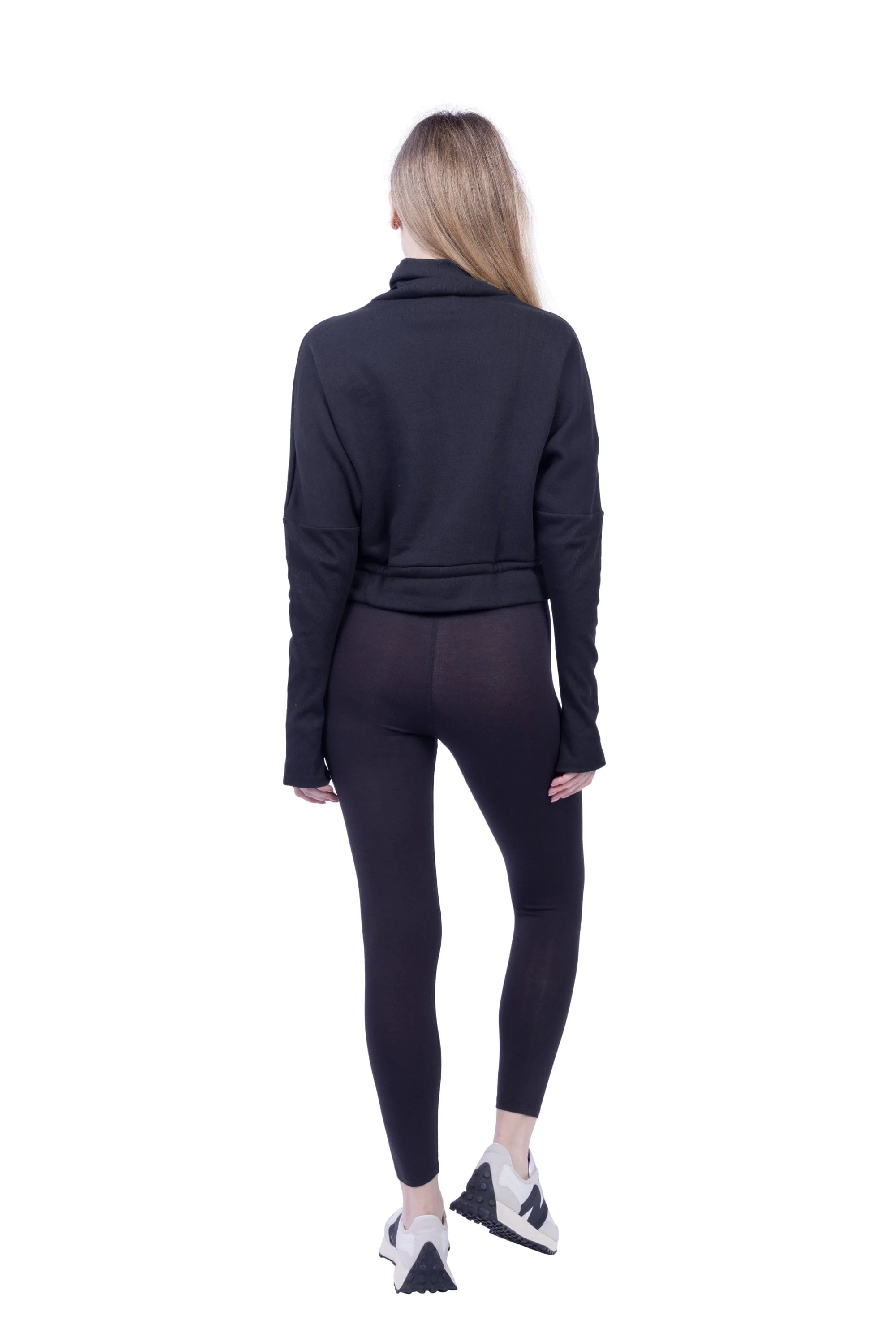 Lezat Pullover Britney Organic Cotton Roll-Neck Sweatshirt - Black