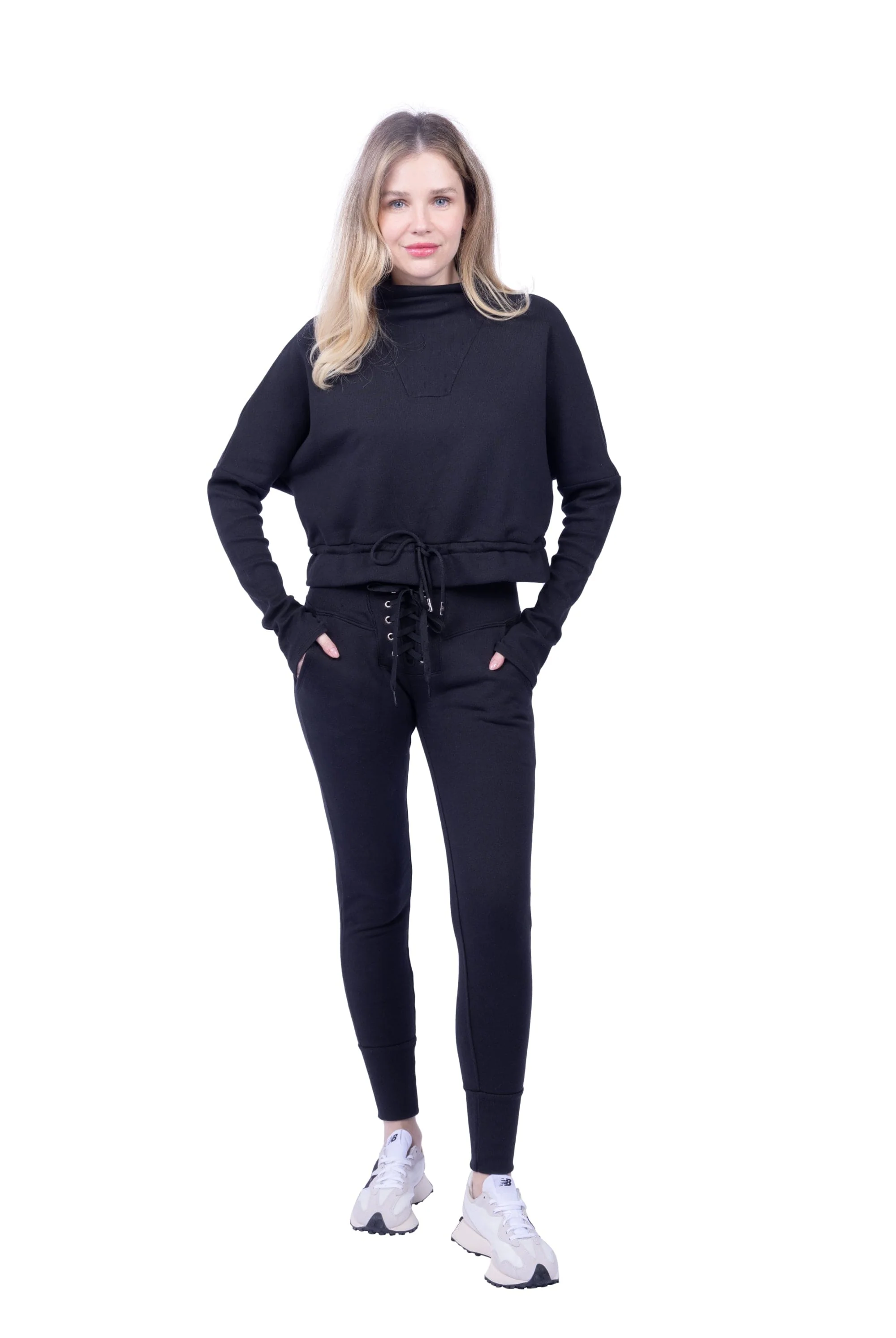 Lezat Pullover Britney Organic Cotton Roll-Neck Sweatshirt - Black