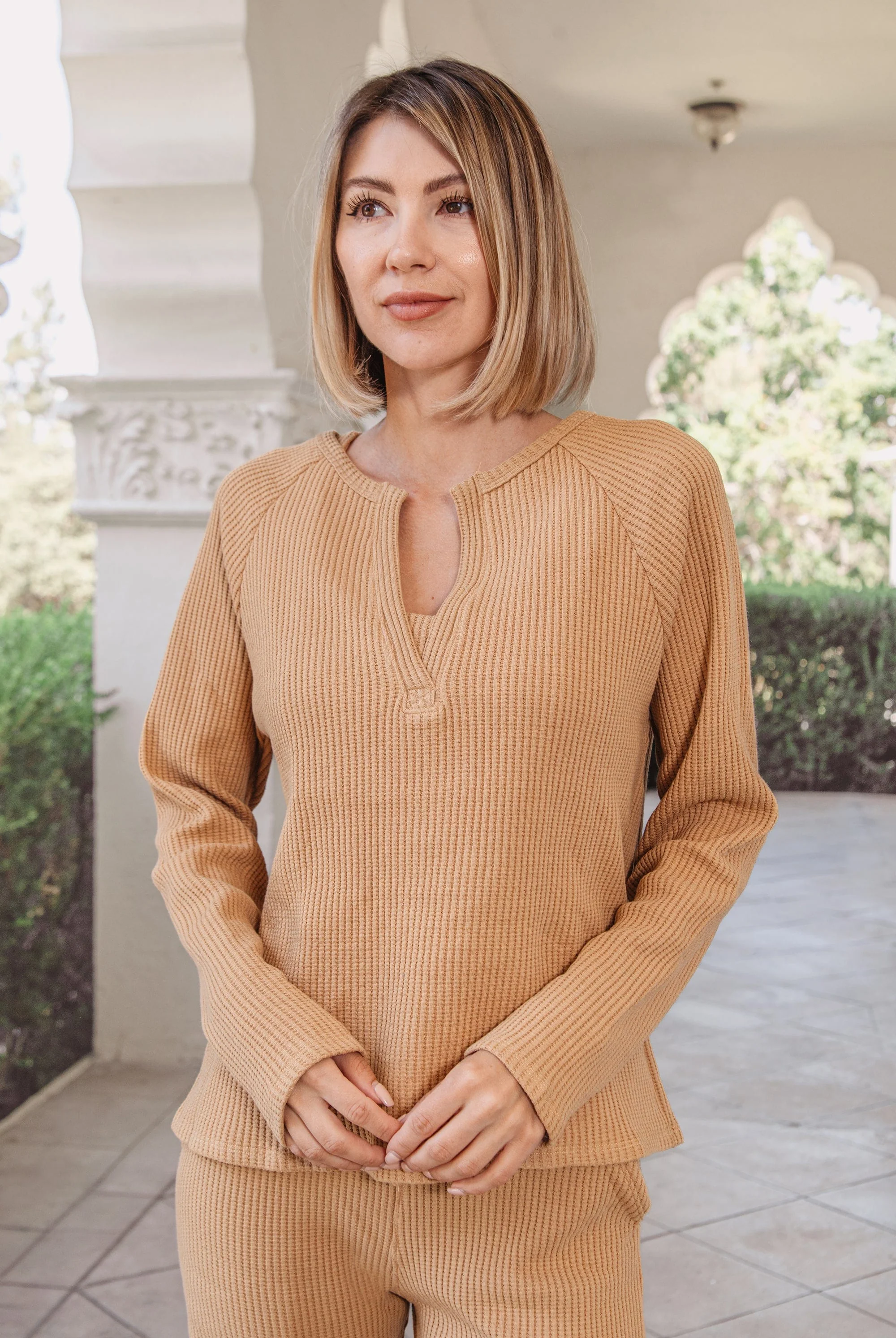 Lezat Pullover Jules Waffle Knit Organic Cotton V-Neck Pullover - Iced Coffee